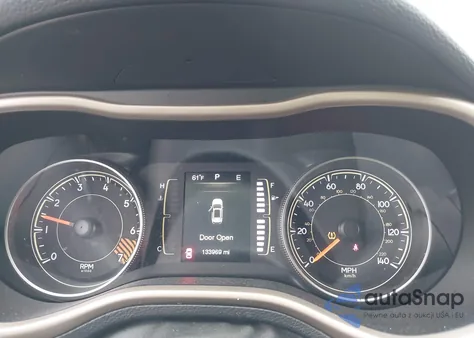 2015 Jeep Cherokee Sport из США, поврежденный, VIN 1C4PJLAB1FW695771